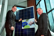 Die Geschäftsleitung präsentiert das neue Photovoltaik-Angebot der Stadtwerke Nettetal